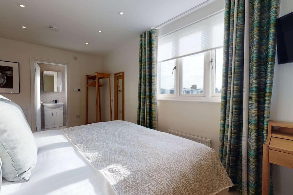 The Oxford Lodge - Ensuite Rooms Buitenkant foto